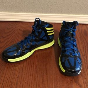 Adidas Men’s 8.5 Basketball Shoes